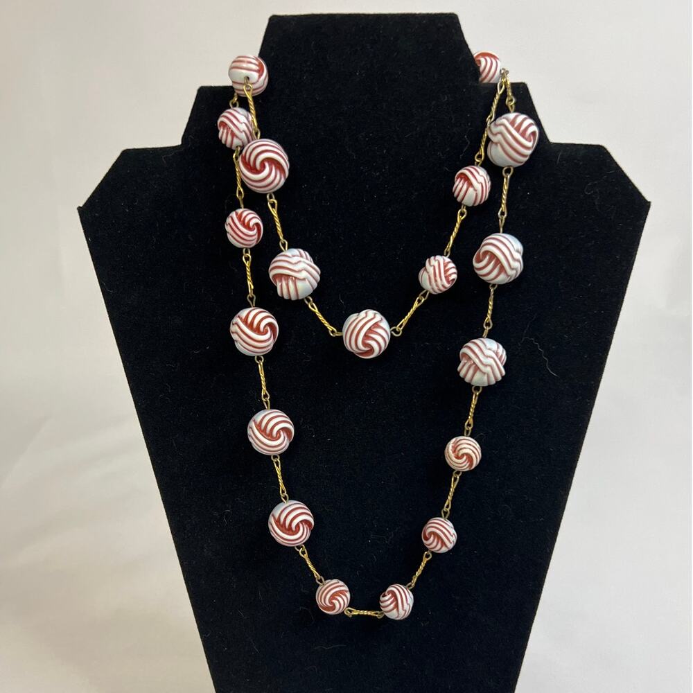 VTG Red and White Bulb Bead Necklace with Gold Tone Accent